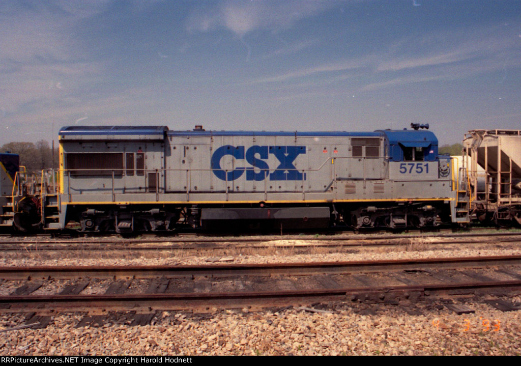 CSX 5751